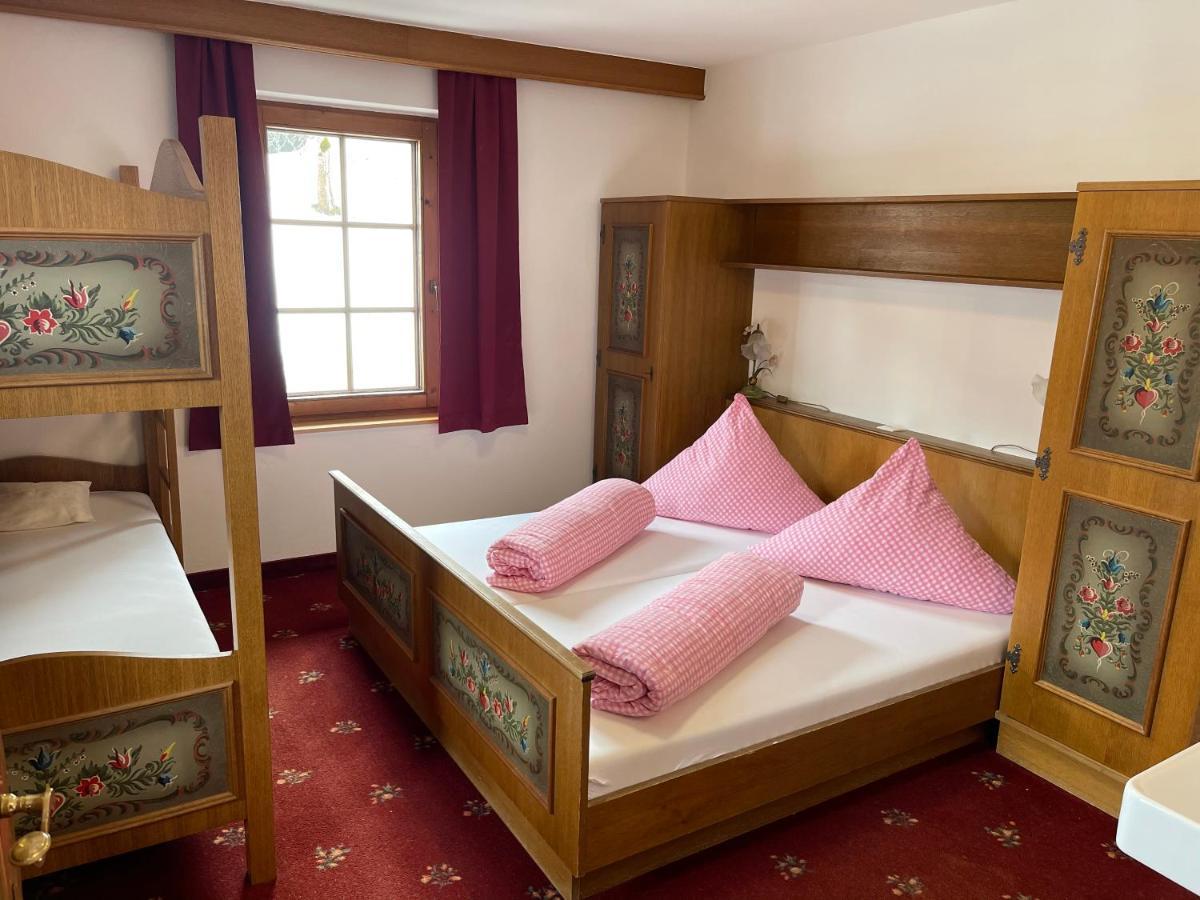 Der Waidachhof Zillertal Apartman Hainzenberg Kültér fotó