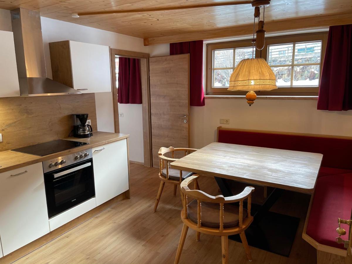 Der Waidachhof Zillertal Apartman Hainzenberg Kültér fotó