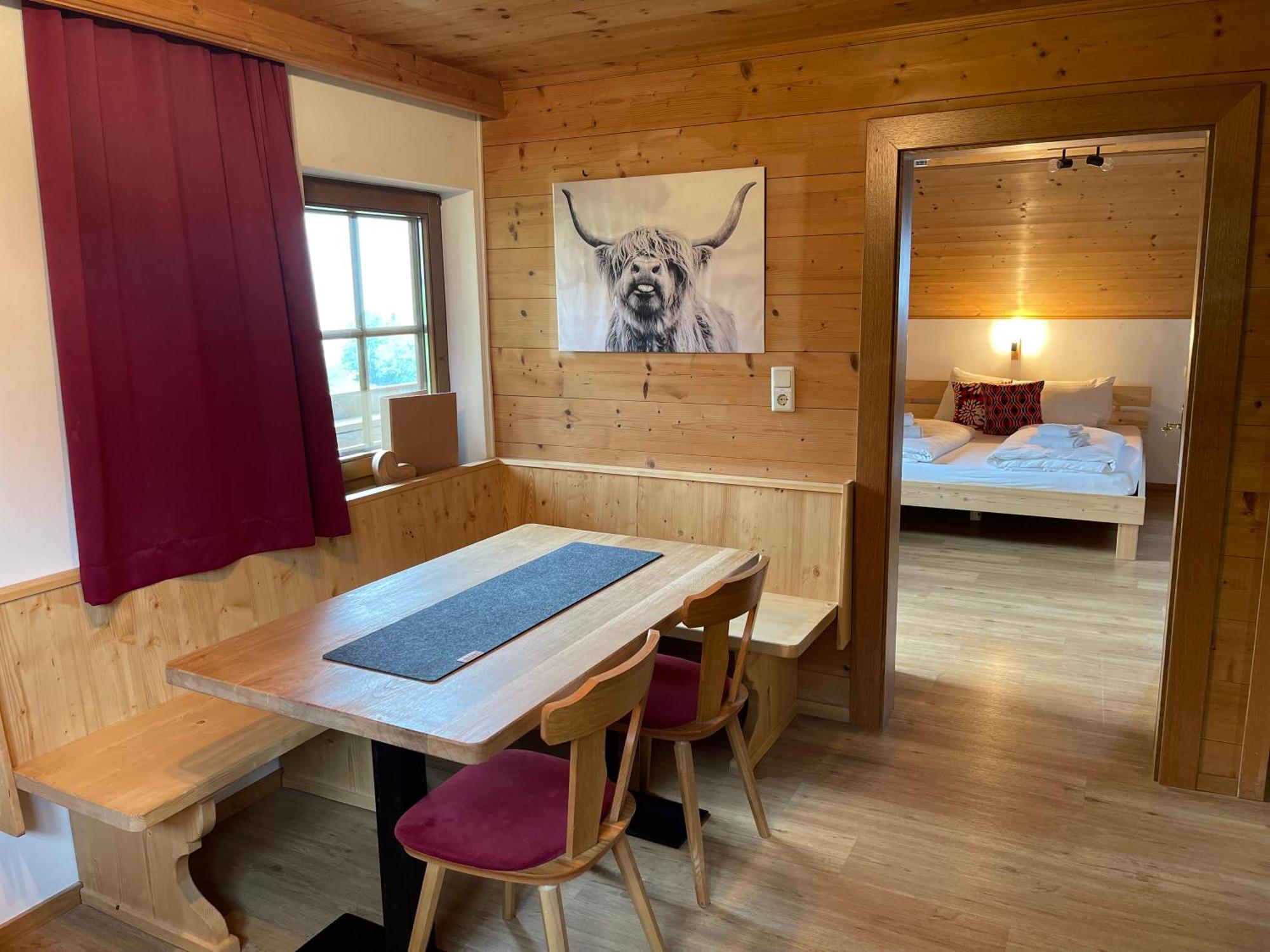 Der Waidachhof Zillertal Apartman Hainzenberg Kültér fotó